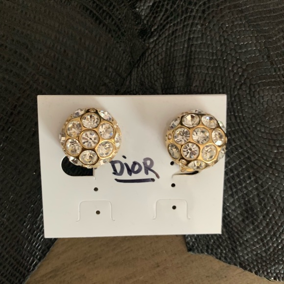 Dior Earrings 😍 - Picture 3 of 5
